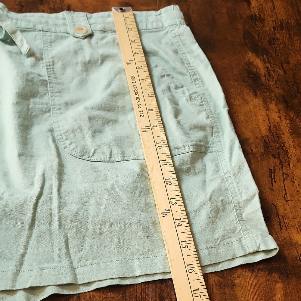 TORRID | Light Green Linen Blend Pull On Patch Pocket Drawstring Shorts | 22 - Picture 8 of 11